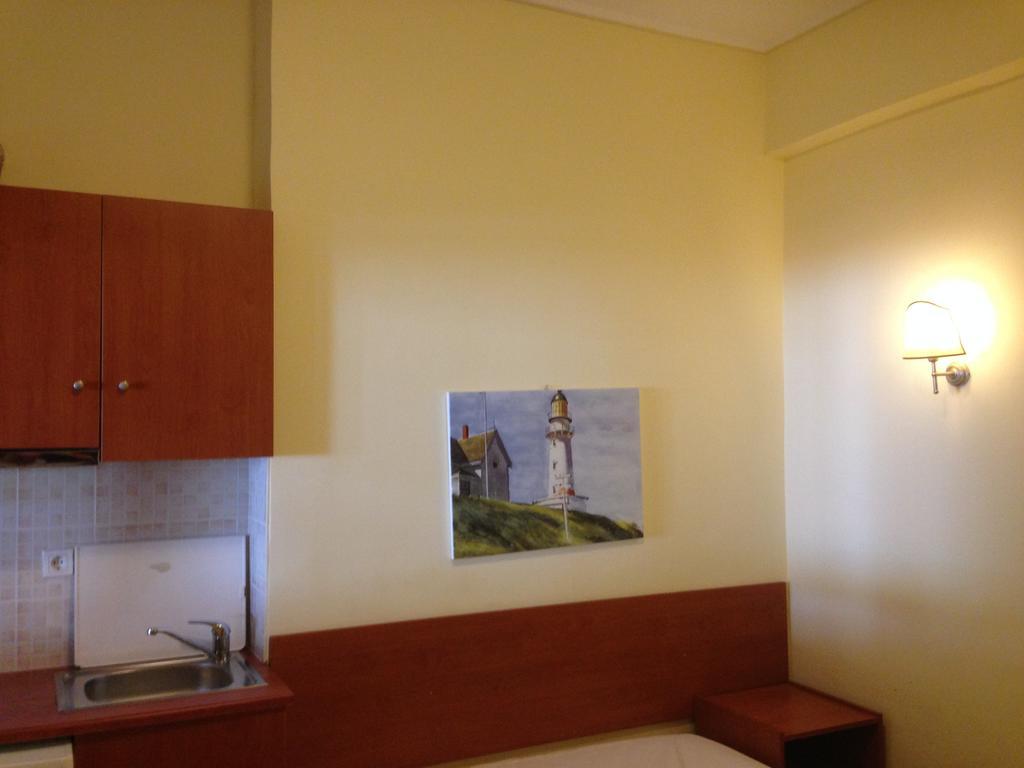 Marvi Hotel Kamena Vourla Cameră foto